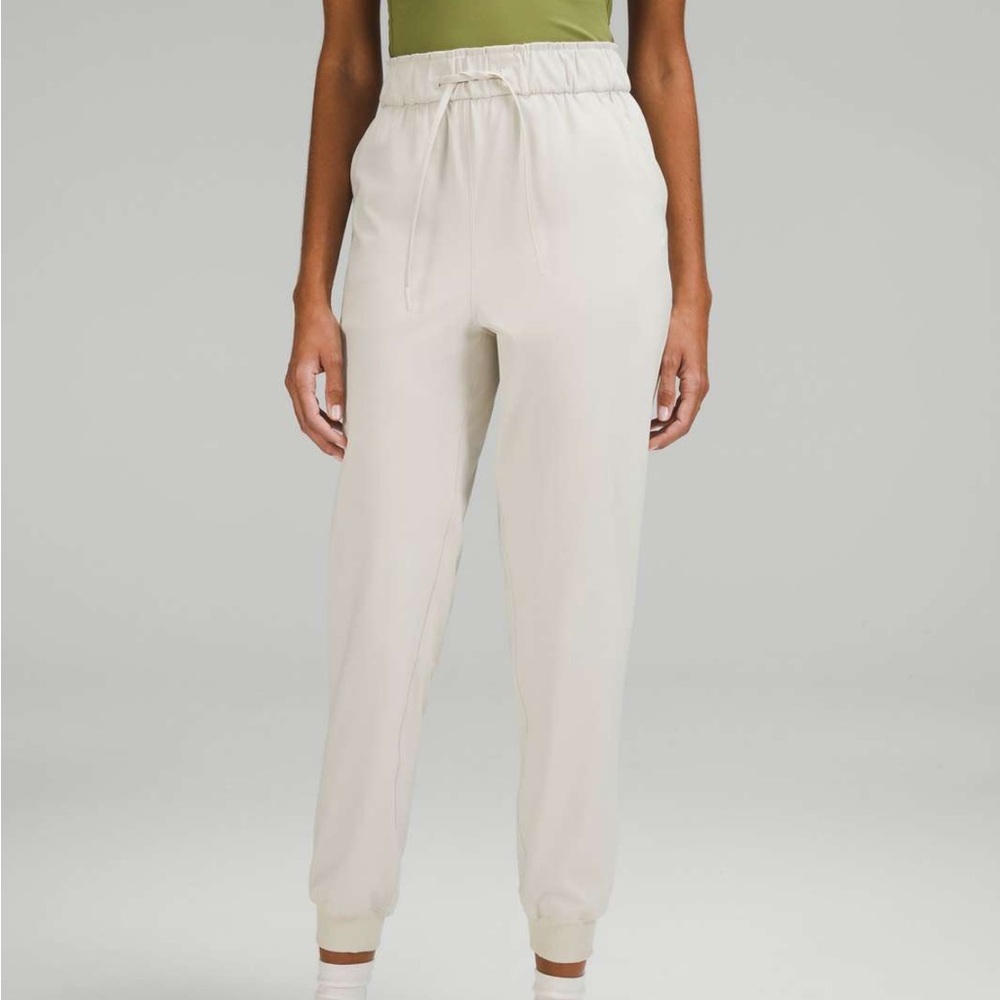Lululemon Natural Ivory Stretch High-Rise Joggers